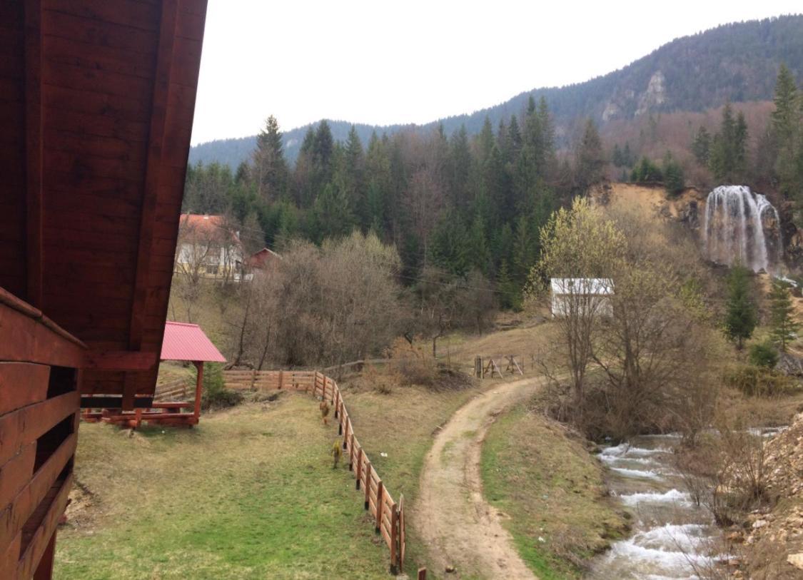 Вілла Deea Cascada Vidra  Екстер'єр фото
